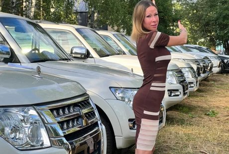 熟女アナルオンリーファンズ ホット 画像