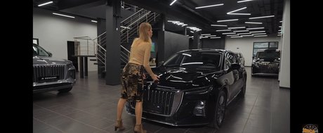 日本の熟女オンリーファンズ ホット 写真