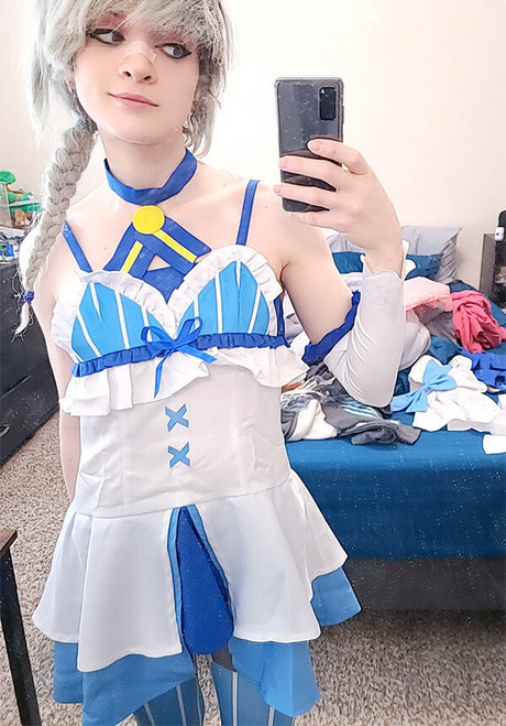 ミラーセルフィーオンリーファンズ ホットxxx 写真