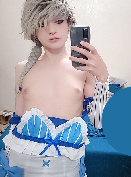 Trappy chan 裸のスター 写真