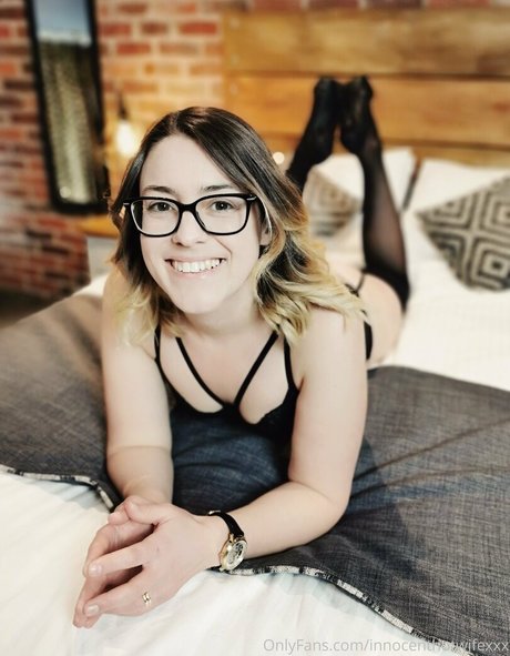 熟女の足オンリーファンズ ポルノグラフィック ギャラリー