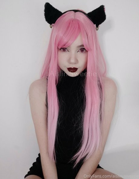 Aislin Sweetie セクシーなポルノスター 画像