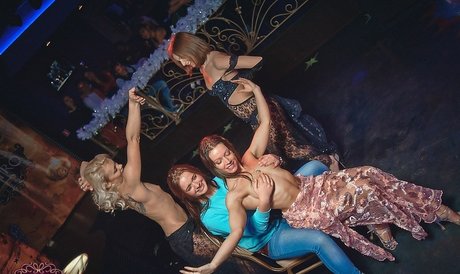 年配の熟女オンリーファンズ 無料xxx 写真