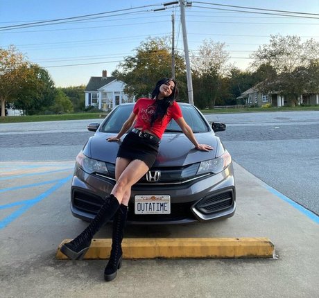 urbabysadie アートスター 画像