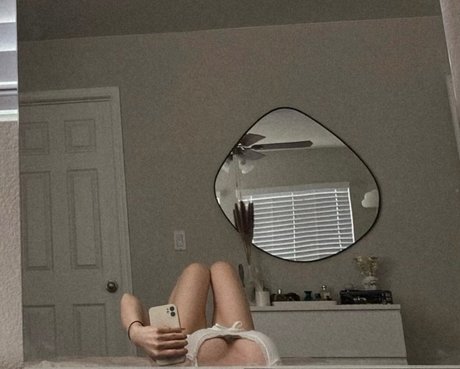 Smexyrosies エロティックなモデル ギャラリー