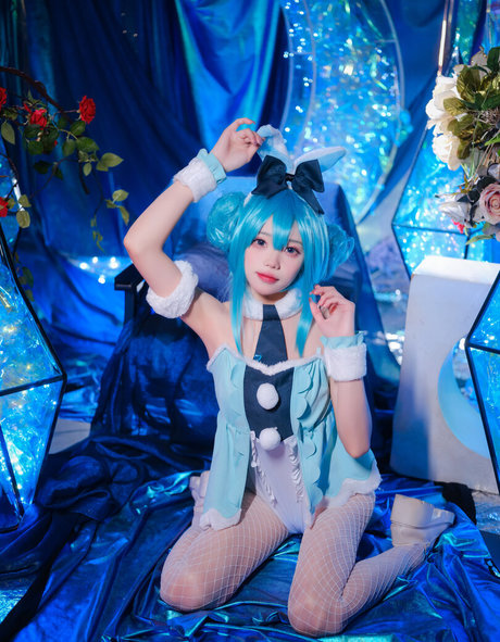 スキニーモデルオンリーファンズ えろた 写真