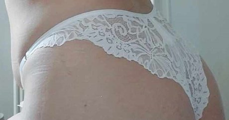 Polish Wife 独占モデル 写真