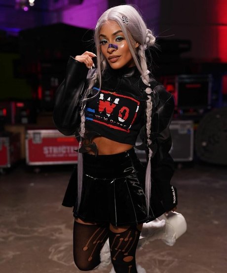 熟女の手コキオンリーファンズ 素敵 画像