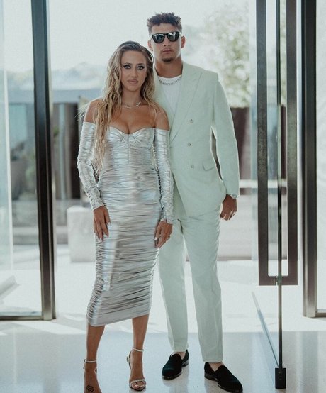 Brittany Lynne 素敵なモデル ギャラリー