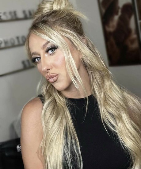 Brittany Lynne アダルトスター アーカイブ