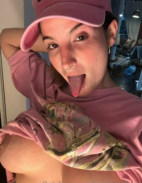 アジア人ニューハーフオンリーファンズ 美しいxxx 画像