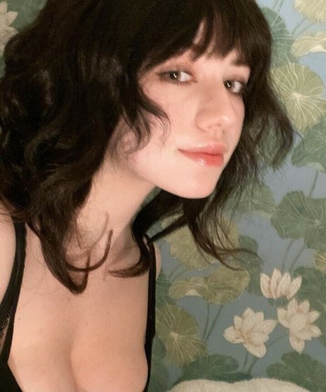 ビキニプリンセスオンリーファンズ アートヌード 写真