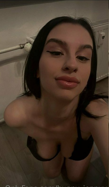 ダウンオンリーファン セクシーヌード ギャラリー