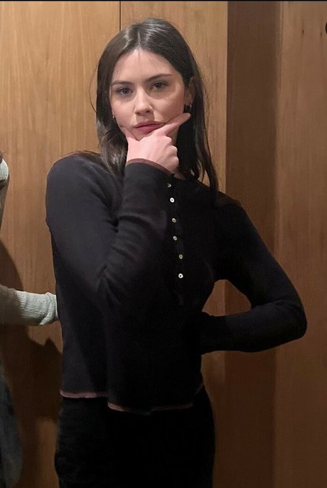 Gracie Abrams 無料のスター 写真