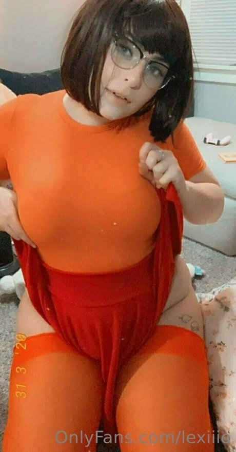 69 元カノ オンリーファンズ セクシー 写真