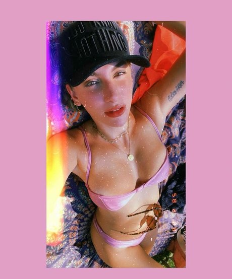 Carol Moreira セクシーなスター ギャラリー