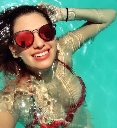 Carol Moreira ポルノスター xxx 写真