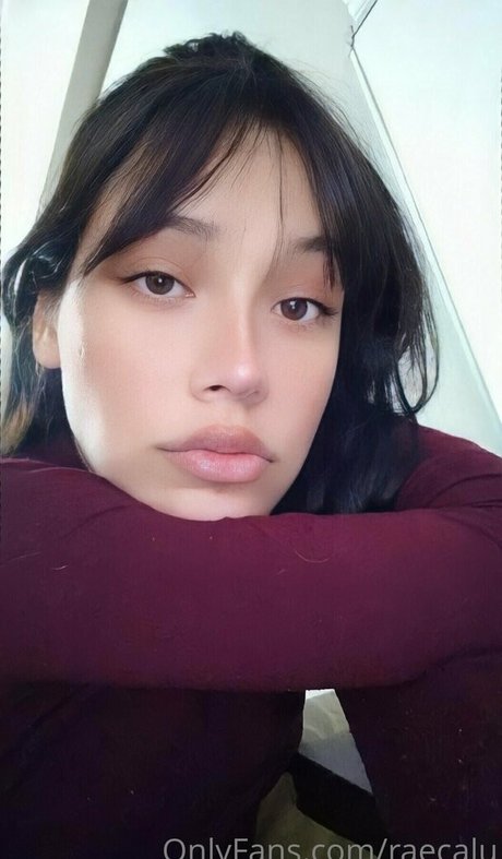 raecalu セクシーモデル 写真