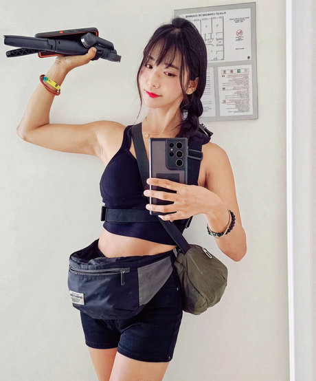 jinnytty 完璧なポルノスター ギャラリー