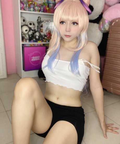 Belhino 裸のポルノスター 写真