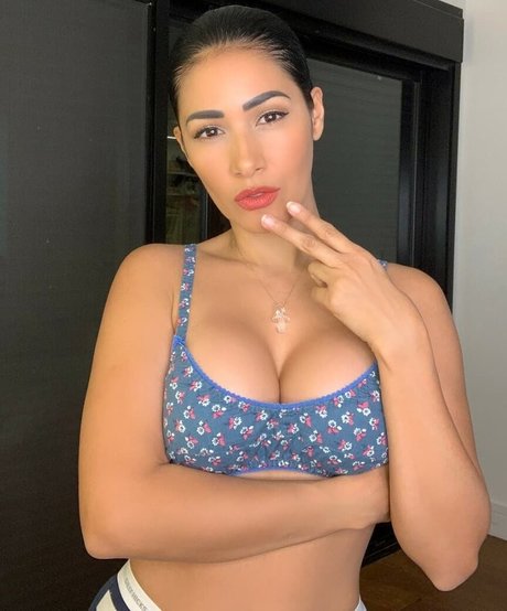 Simaria 無料モデル 写真