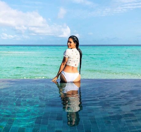 Simaria アダルトモデル 写真