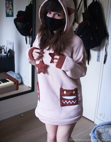 イギリスのおばあちゃんオンリーファンズ 美しいポルノ 画像