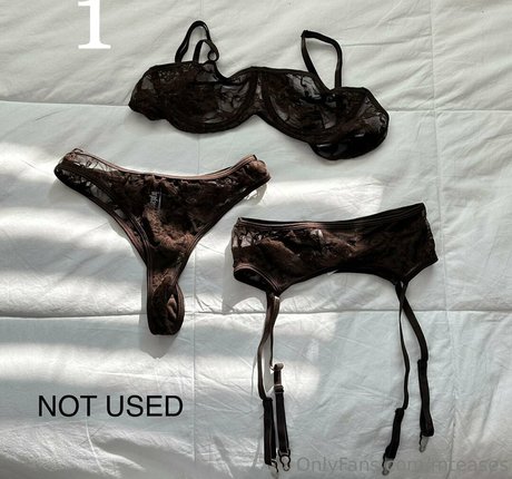 ジャークオンリーファンズ ポルノ 画像