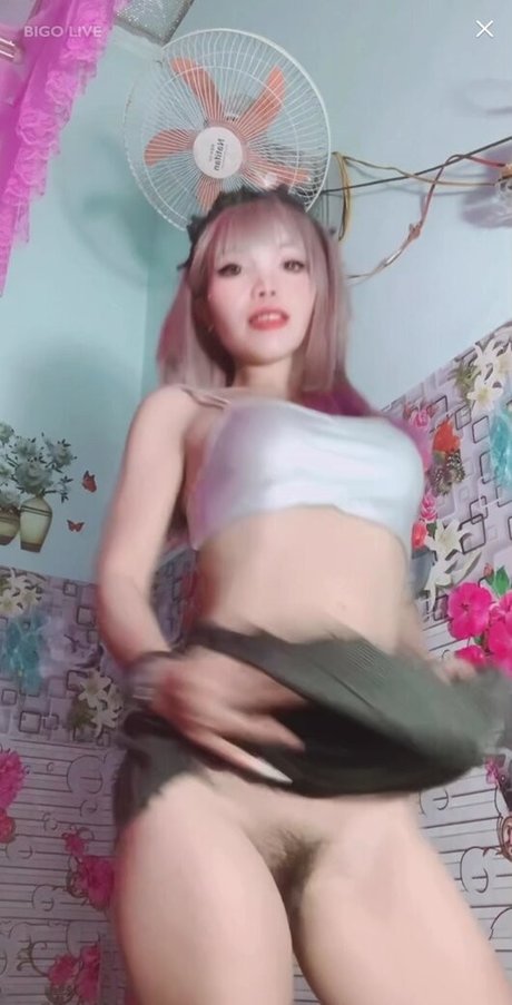 Bigo Live アダルト女優 写真