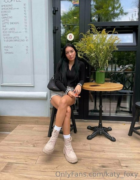 luxury lady ヌードスター 写真