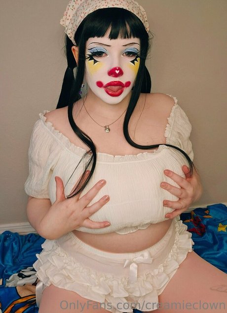 Creamieclown 独占女優 写真