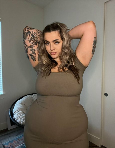 毛深いアジア人オンリーファンズ 美しいヌード 写真