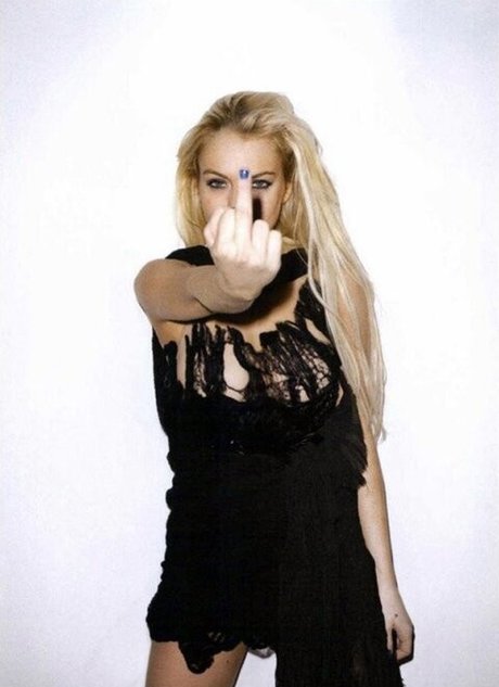 レズビアンマッサージオンリーファンズ 美しいxxx 画像