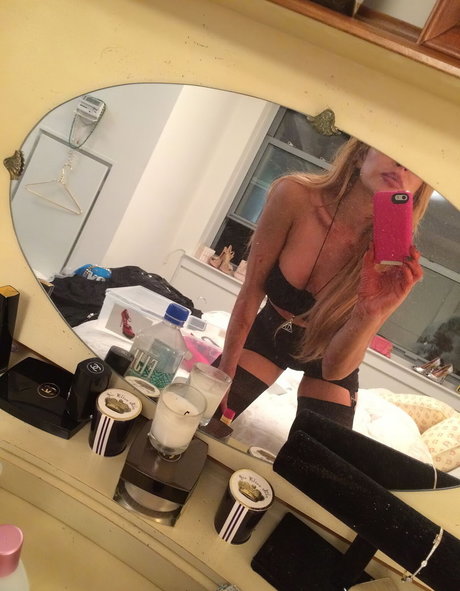 ぽっちゃりファックオンリーファンズ 無料エロ アーカイブ