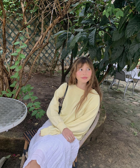 POVオンリーファン ホットヌード 写真