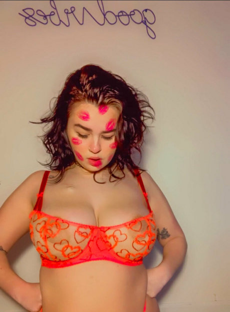 セクシーなブルネットのオンリーファンズ セクシー ギャラリー