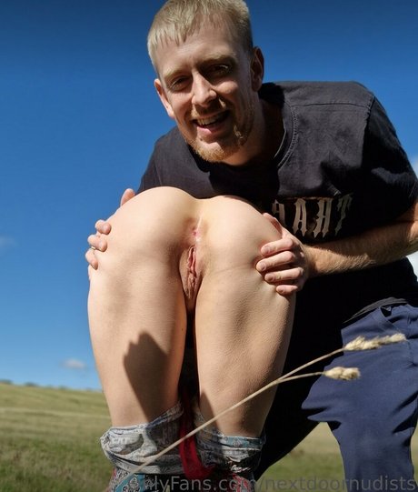 アニメガールズオンリーファン セクシーヌード 写真