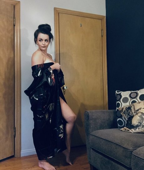 karby 素敵なポルノスター 写真