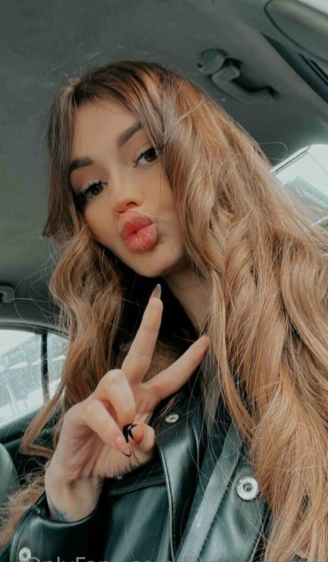 linaxxxsweet エロティックなポルノスター 写真