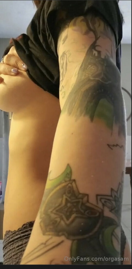 Samantha Siler HDスター 写真