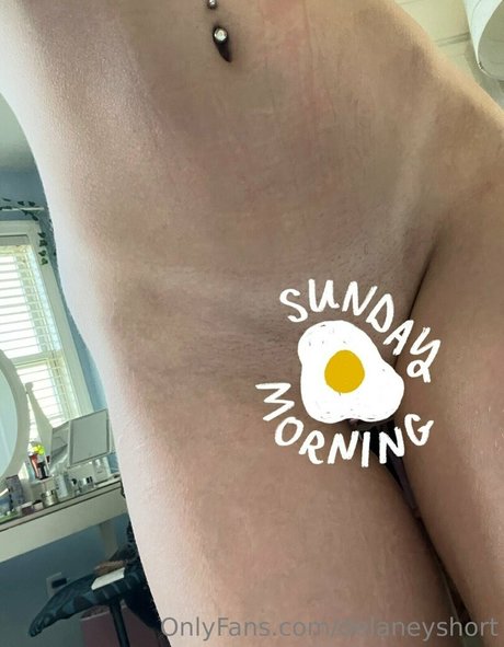 delaneyshort 裸モデル 写真