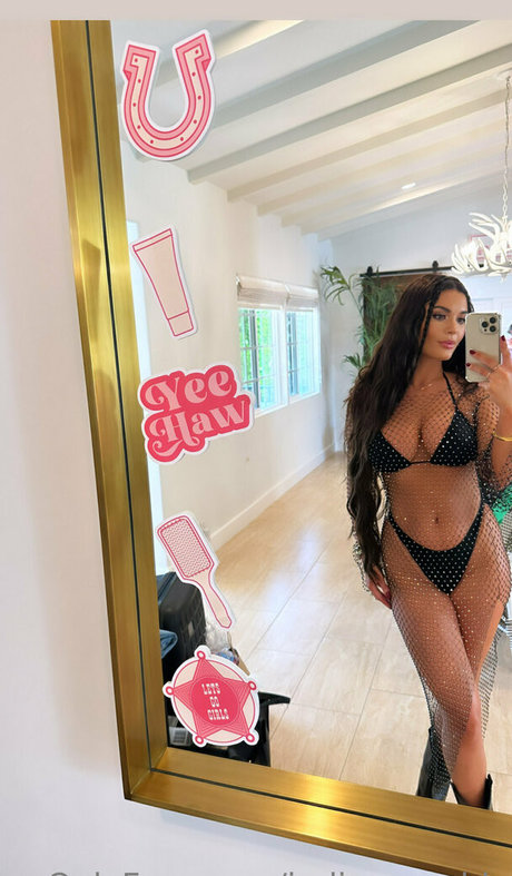 India Reynolds 素敵なモデル アーカイブ