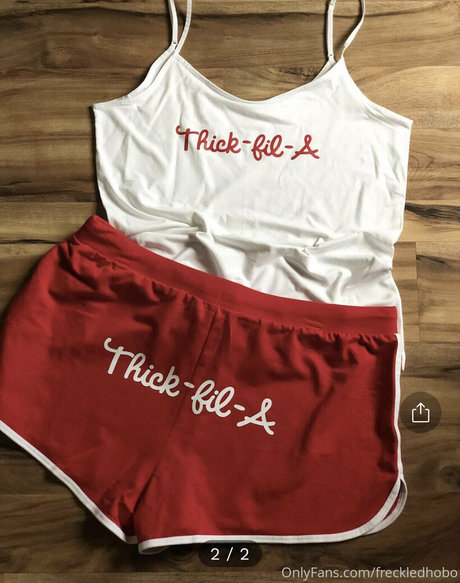 足 熟女 オンリーファンズ 裸 アーカイブ