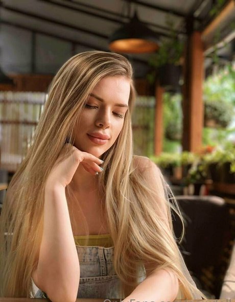 newdoll アダルトモデル 写真