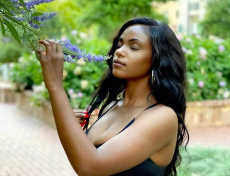 フィリピン人オンリーファンズ エロ 写真