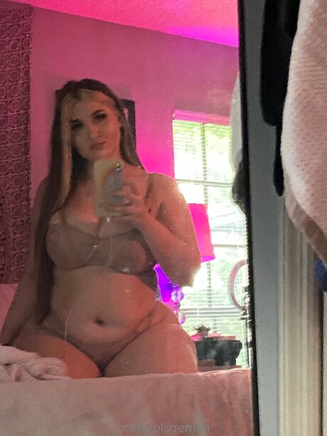 Geminiskyee アートポルノスター 画像