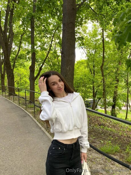 Emily Sweet 完璧なモデル ギャラリー