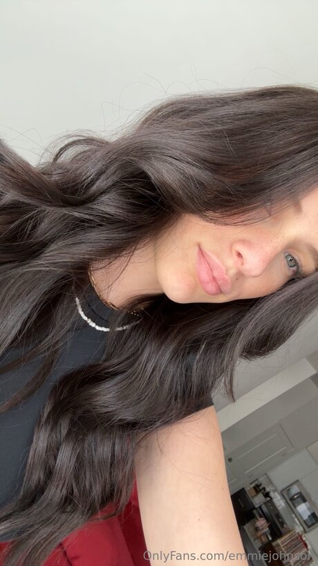 美しいベイビーオンリーファンズ 無料裸 画像