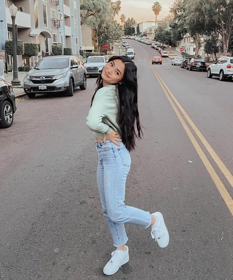 Ashley Liao 独占スター 写真