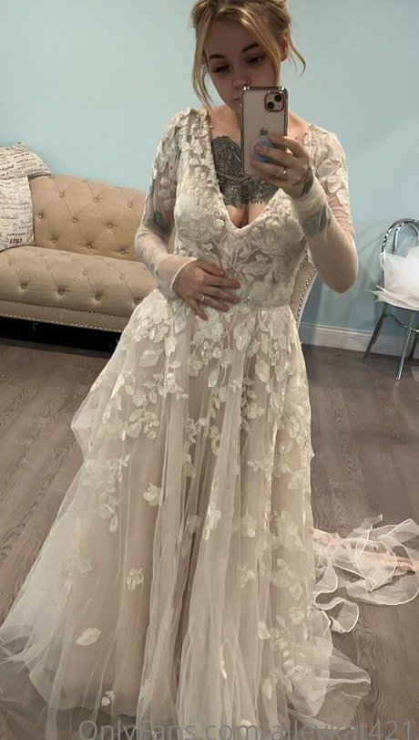 セクシーなブルネットのオンリーファンズ xxx 写真